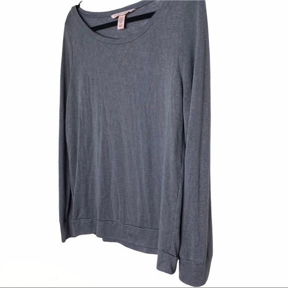Victoria Secret Long Sleeve Crew Neck Shirt small - Picture 2 of 10